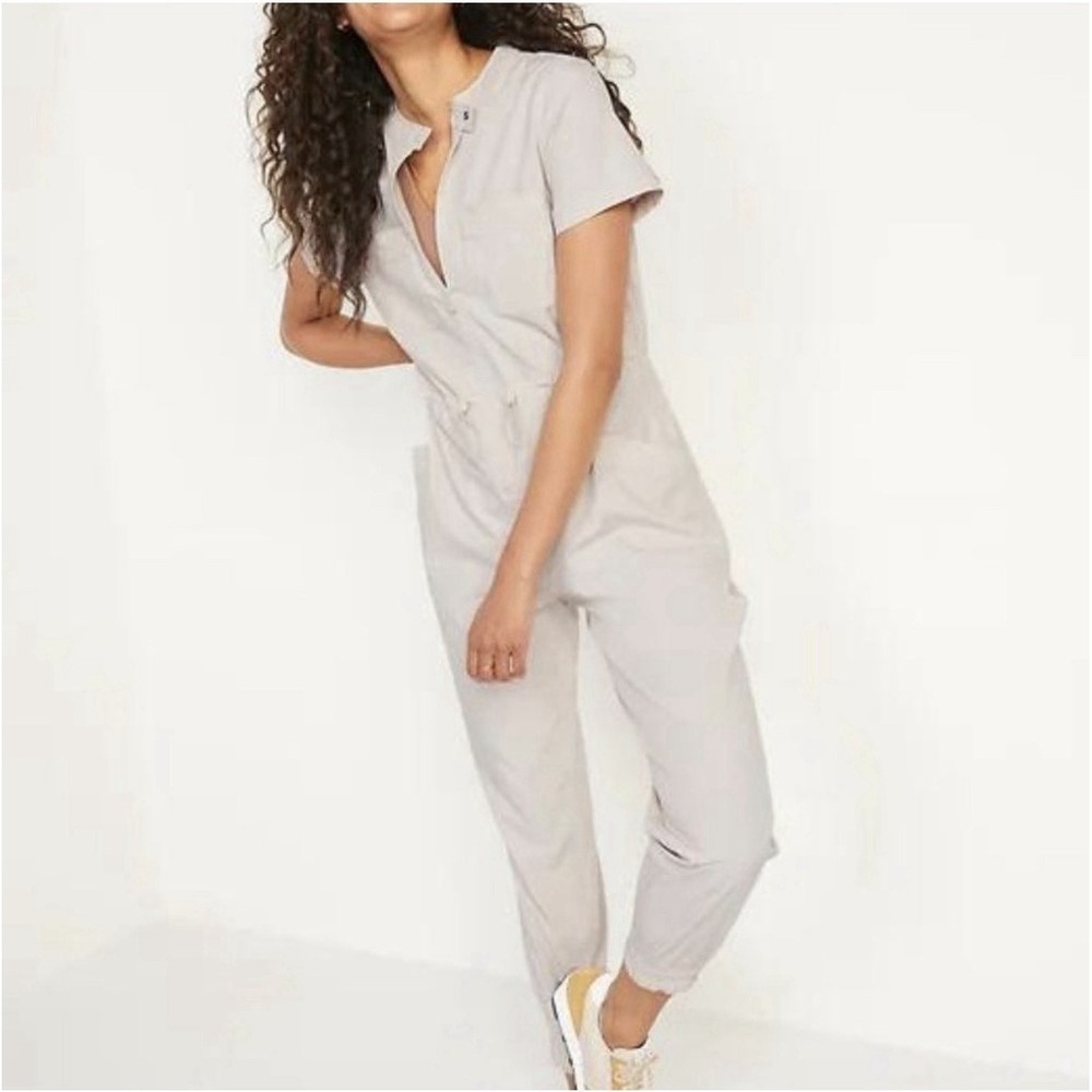 Old Navy‎ Women's Tan Beige StretchTech Collarless Jumpsuit Comfy Size XS